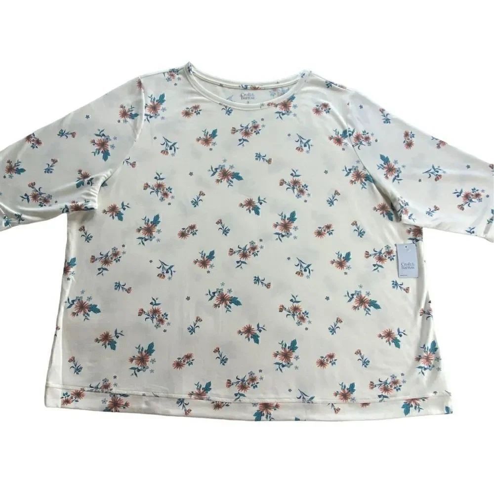 Croft & Barrow® Boatneck Plus 5X Athleisure Top in White Flowers Pattern